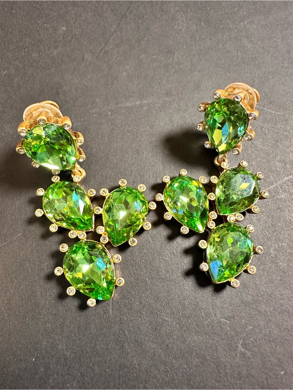 Green Glass 18k Goldplated/Stainless Steel Necklace & Earring Set - Picture 6 of 11